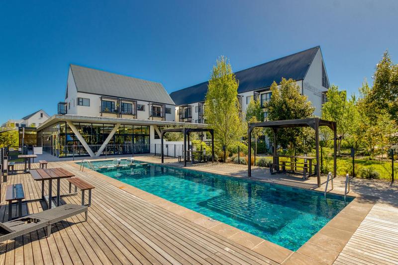 2 Bedroom Property for Sale in Paardevlei Western Cape